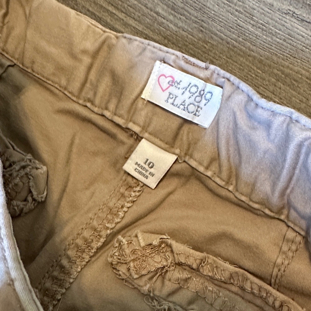 Place Khaki Everyday Shorts - Picture 2 of 6